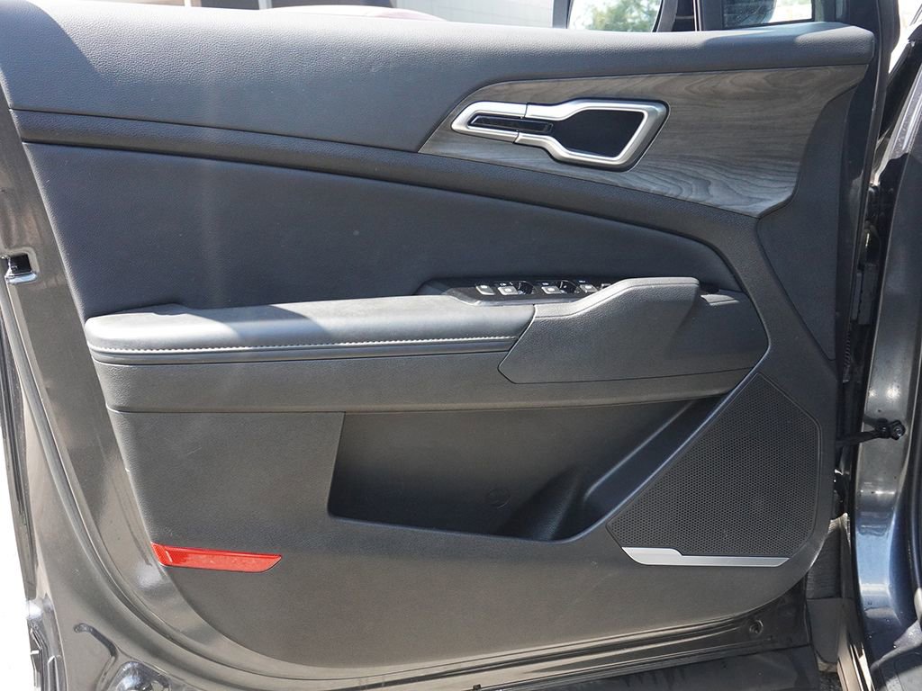 Used 2024 Kia Sportage X-Line w/ X-Line Premium Package AWD/4WD image 23