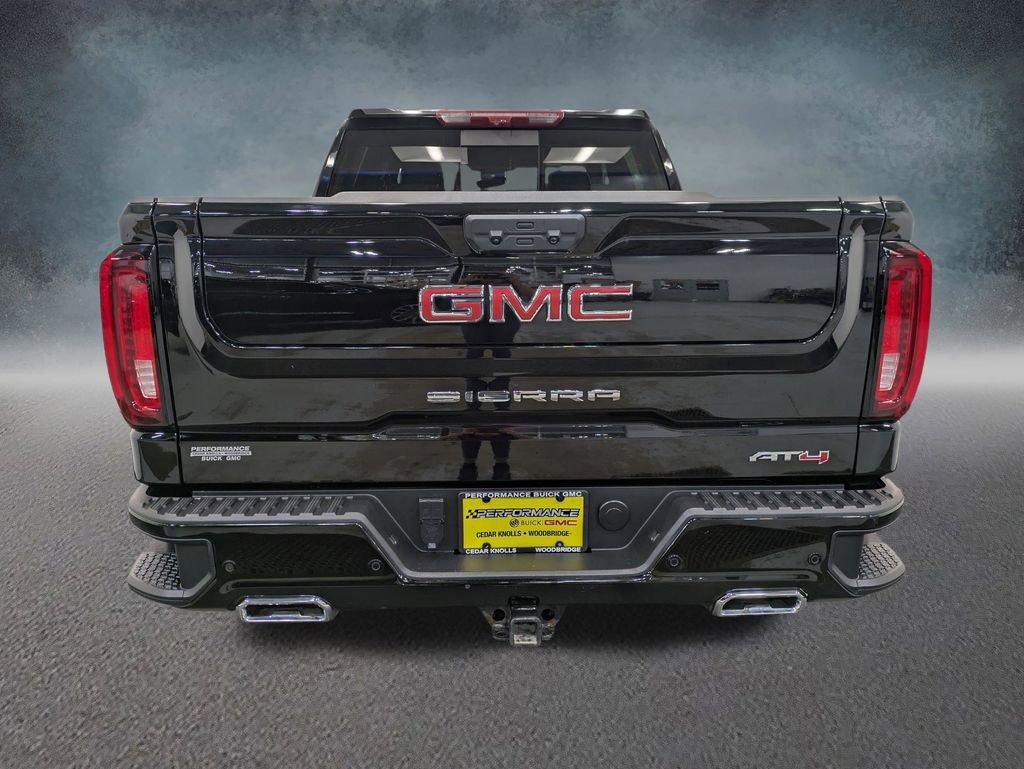 Used 2024 GMC Sierra 1500 AT4 w/ Technology Package image 5