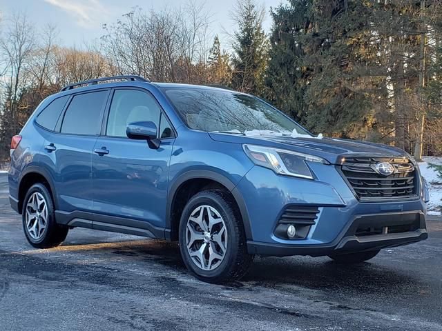 Certified 2023 Subaru Forester Premium w/ Popular Package #1 image 1