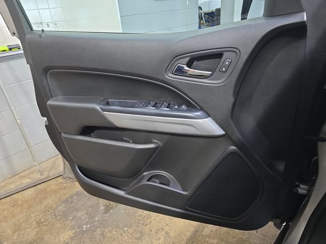 Used 2018 Chevrolet Colorado LT w/ LT Convenience Package AWD/4WD image 29