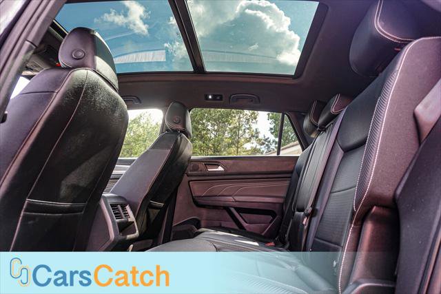 Used 2022 Volkswagen Atlas Cross Sport SE w/ Panoramic Sunroof Package image 19