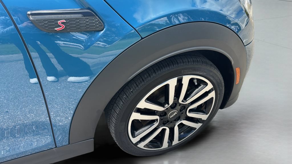 Used 2024 MINI Cooper S w/ Signature Upholstery Package FWD image 34