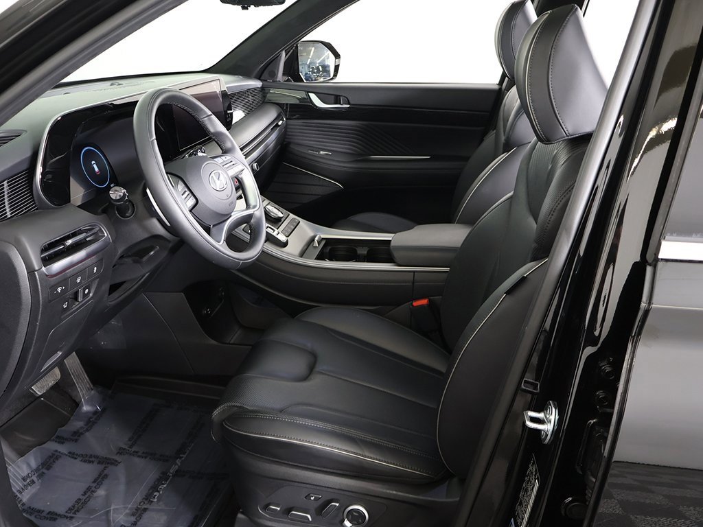 Used 2025 Hyundai Palisade Calligraphy image 36