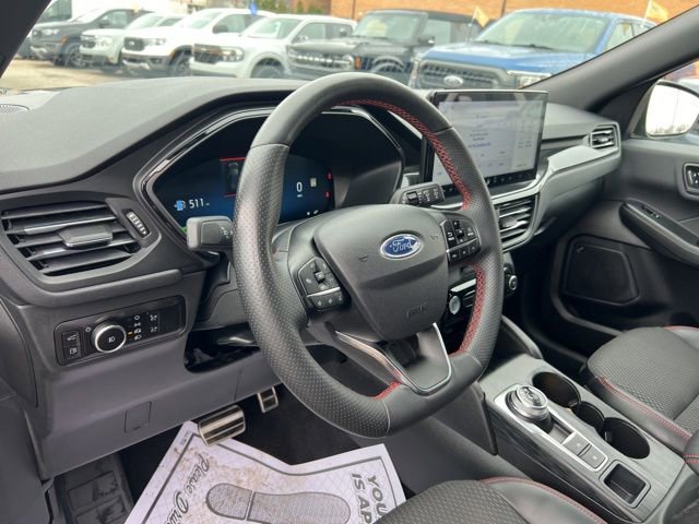 Certified 2023 Ford Escape ST-Line Select w/ Tech Pack #2 image 7
