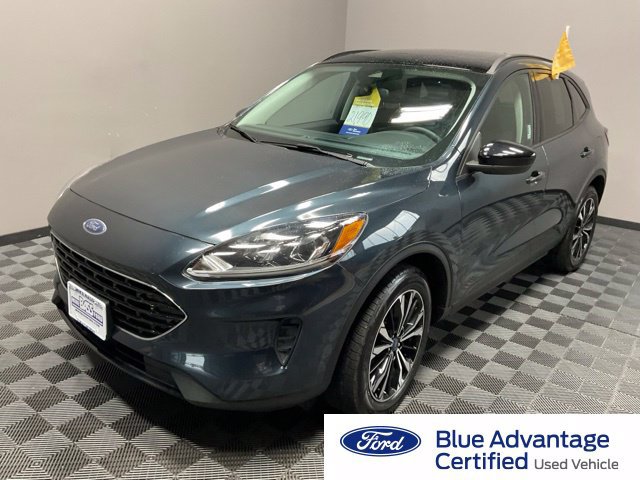 Used 2022 Ford Escape SE w/ SE Sport Appearance Package