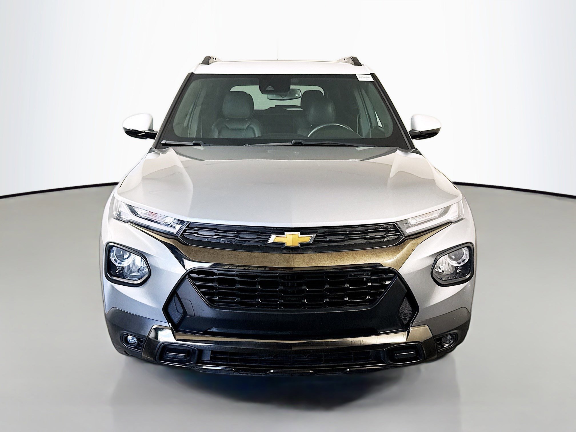 Used 2023 Chevrolet TrailBlazer ACTIV w/ Sun and Liftgate Package image 2