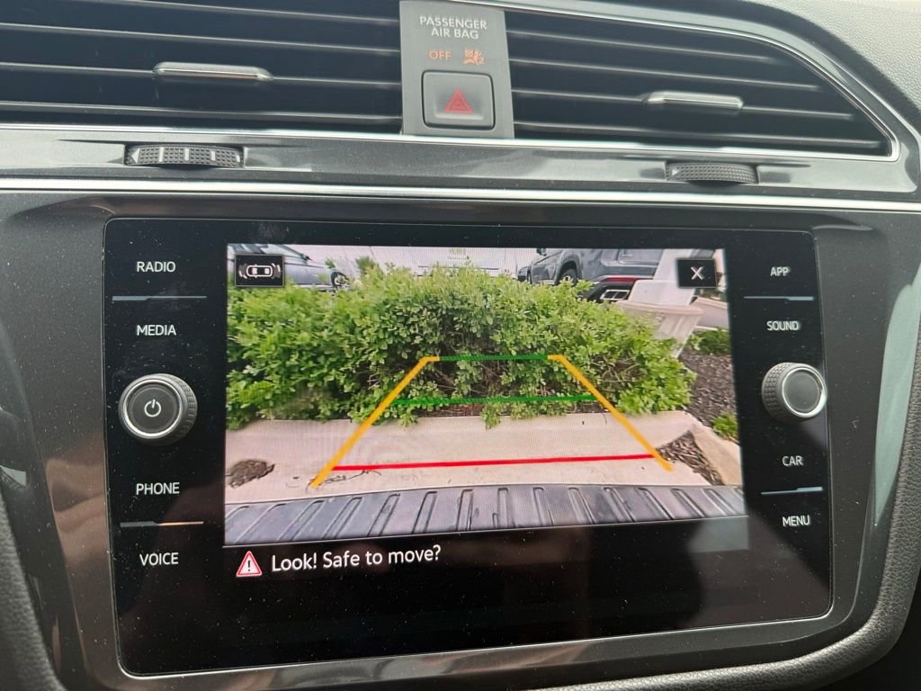 Used 2023 Volkswagen Tiguan SE R-Line FWD image 22