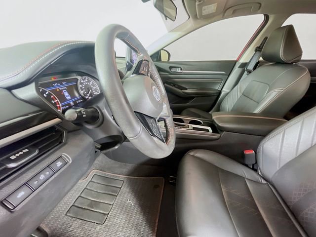 Used 2023 Nissan Altima 2.5 SR w/ SR Premium Package image 22