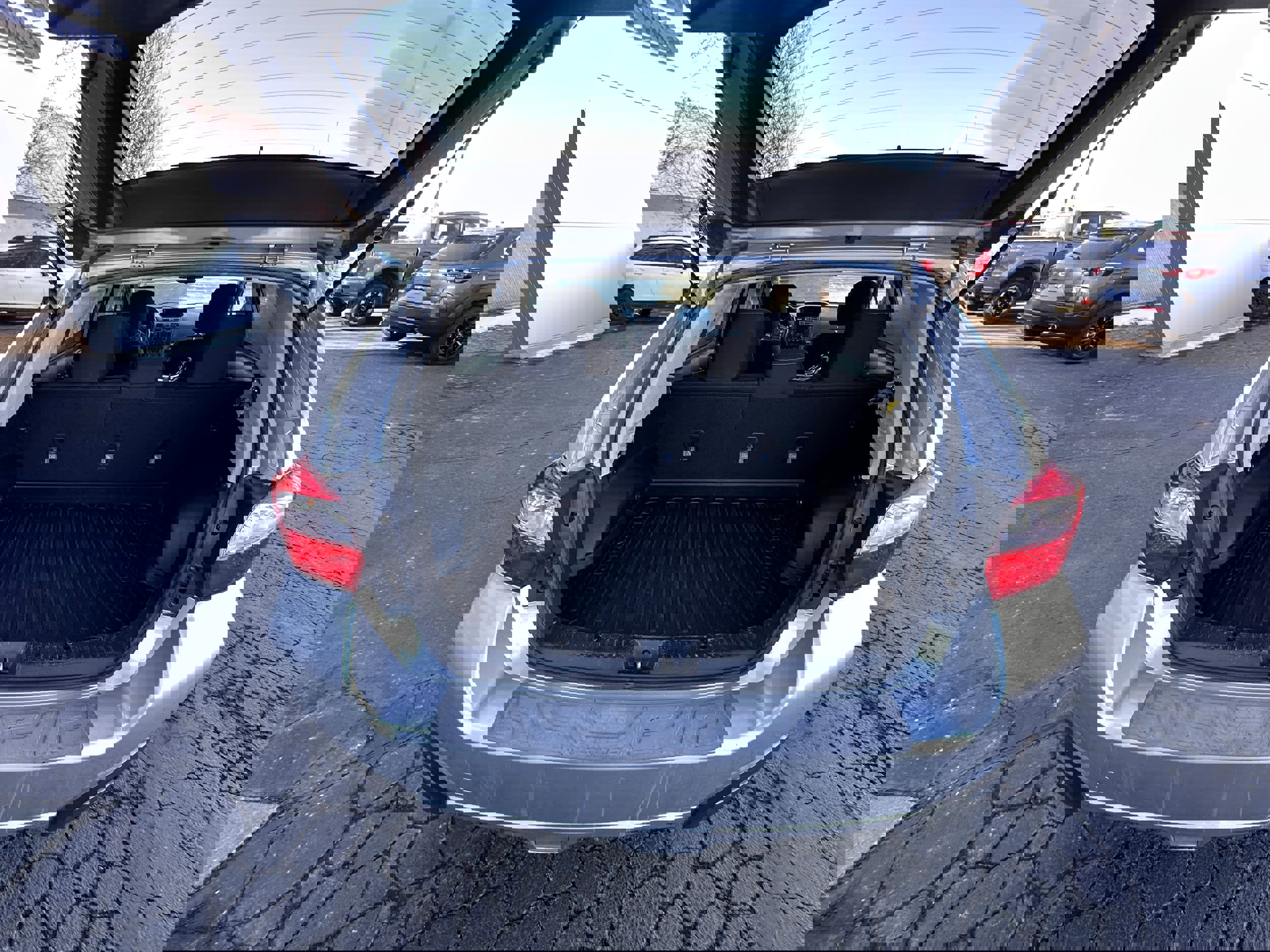 Used 2013 Subaru Crosstrek 2.0i Premium w/ Popular Pkg 1 image 9