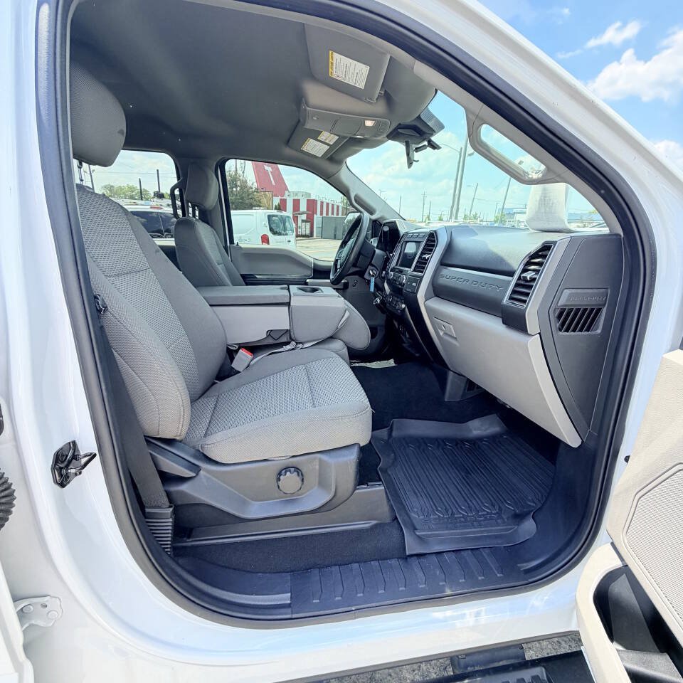 Used 2020 Ford F250 XLT AWD/4WD image 10
