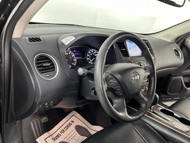 Used 2020 Nissan Pathfinder Platinum FWD image 20