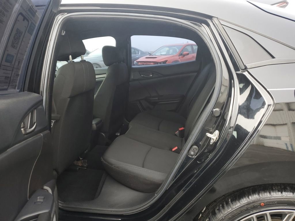 Used 2018 Honda Civic Sport image 32