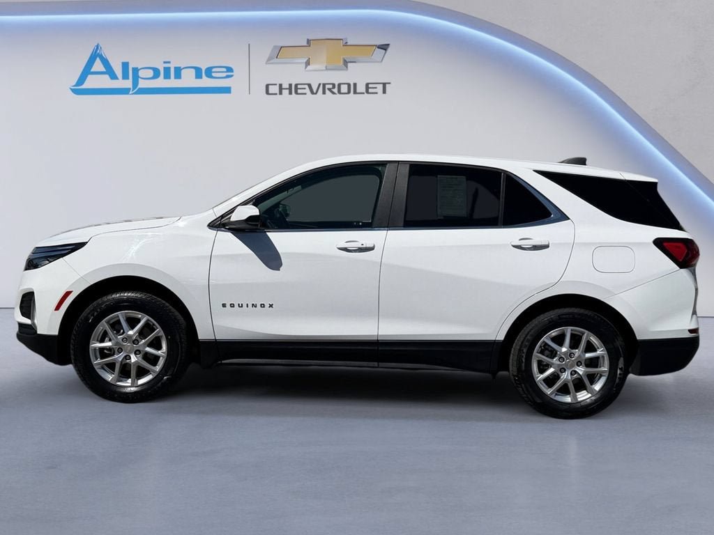 Used 2024 Chevrolet Equinox LT AWD/4WD image 2
