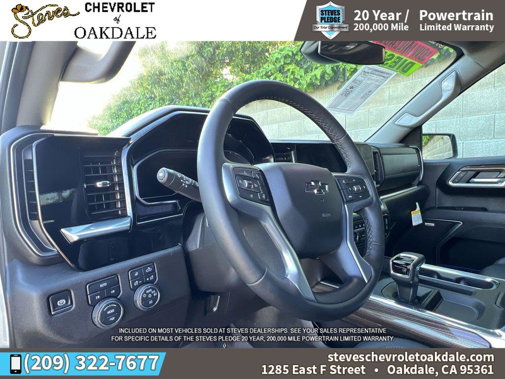 Used 2025 Chevrolet Silverado 1500 RST w/ Dark Appearance Package image 14