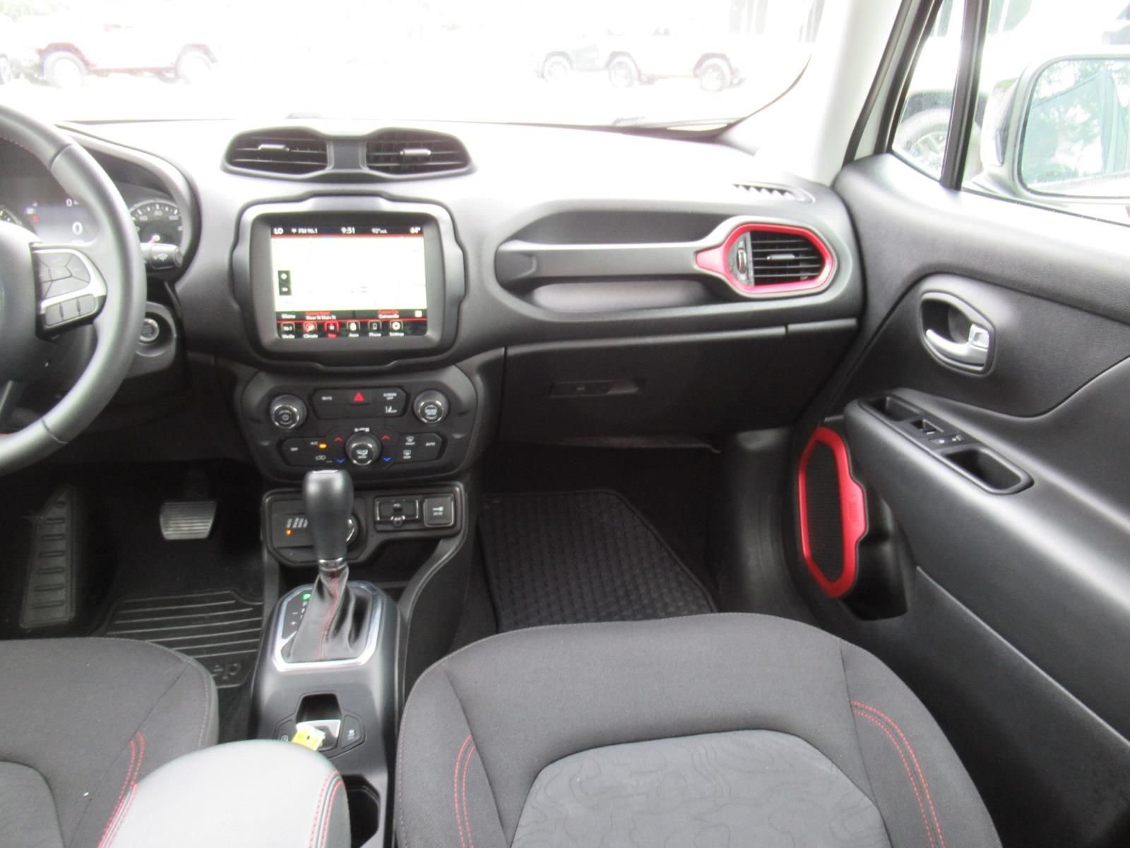 Certified 2023 Jeep Renegade Trailhawk AWD/4WD image 14