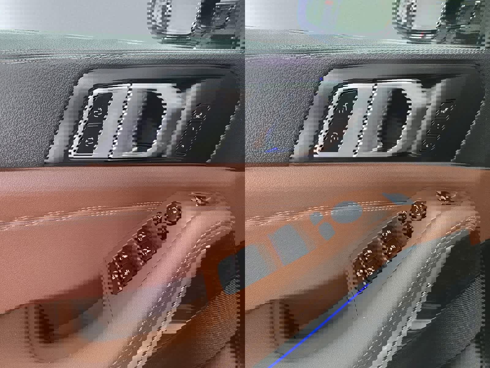 Used 2023 BMW X5 xDrive40i w/ Premium Package image 15