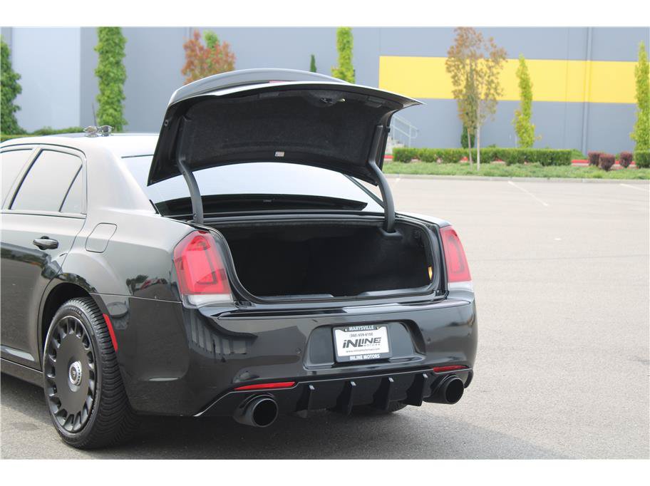 Used 2021 Chrysler 300 S RWD image 33