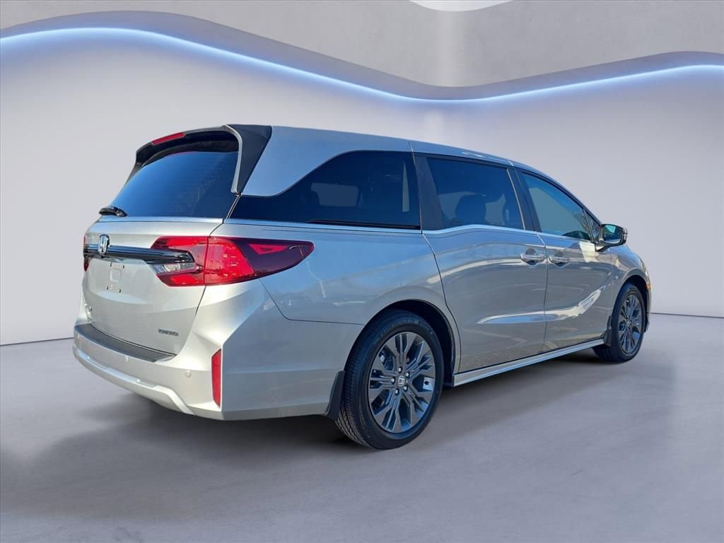 New 2026 Honda Odyssey Touring image 5