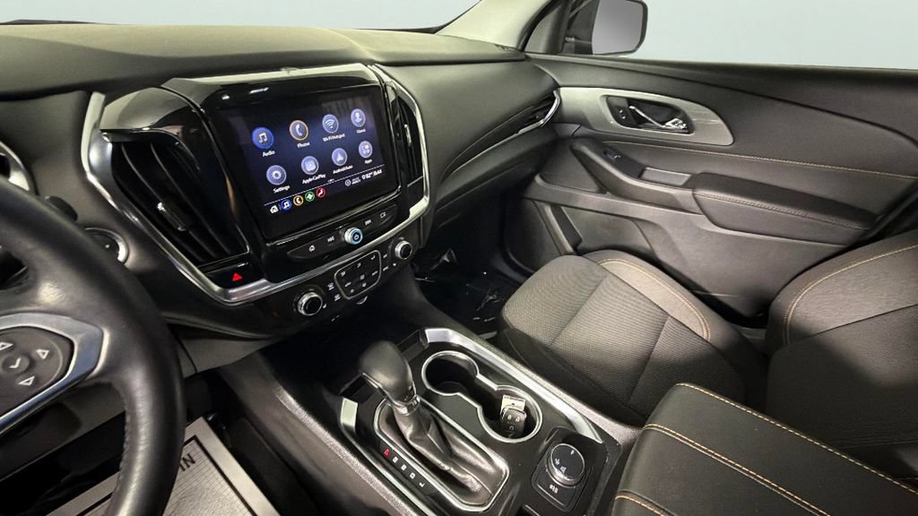 Certified 2021 Chevrolet Traverse LT FWD image 19