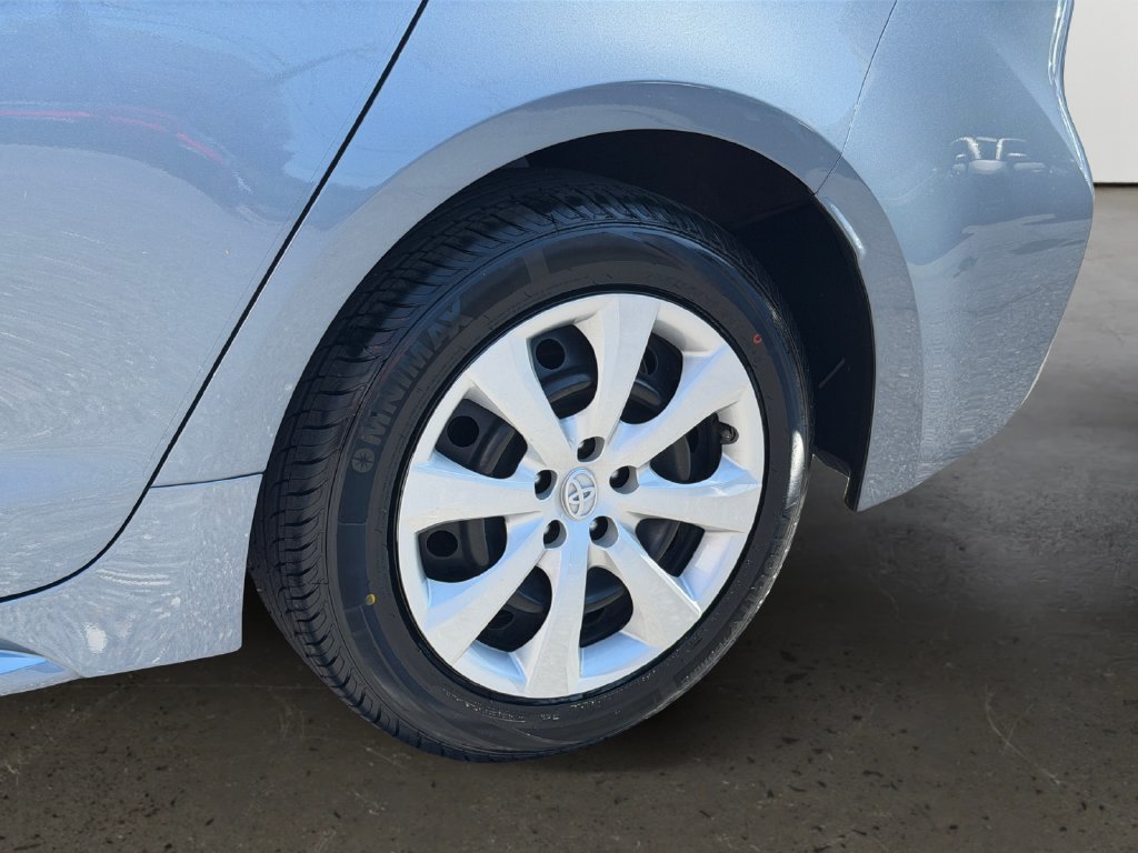 Used 2024 Toyota Corolla LE FWD image 27
