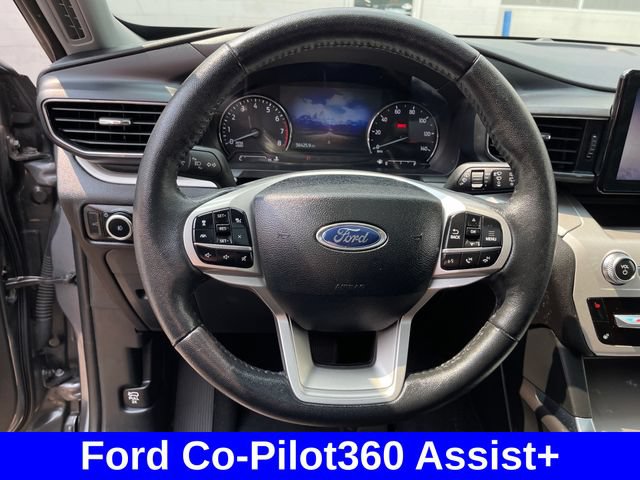 Used 2024 Ford Explorer XLT w/ Equipment Group 202A AWD/4WD image 14
