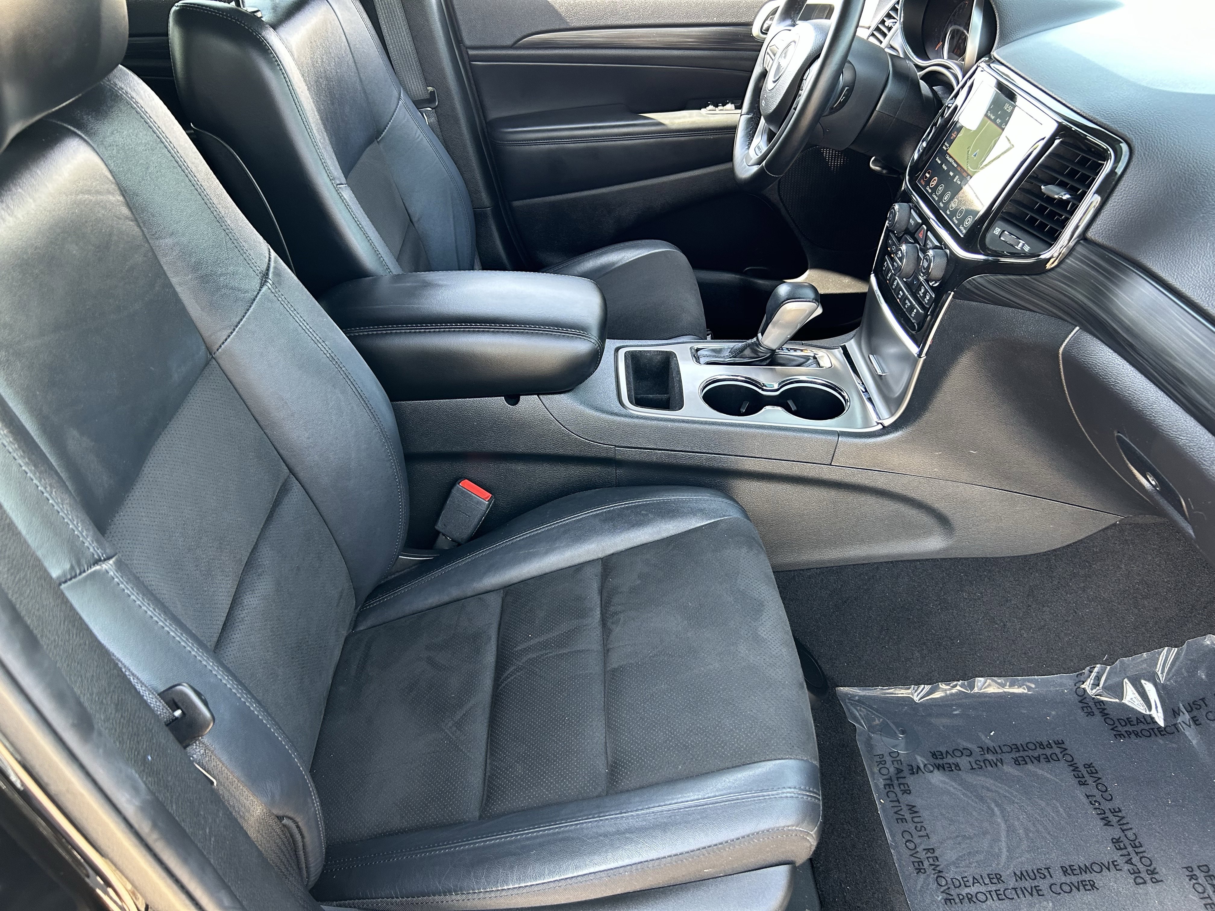 Certified 2021 Jeep Grand Cherokee Laredo X AWD/4WD image 11