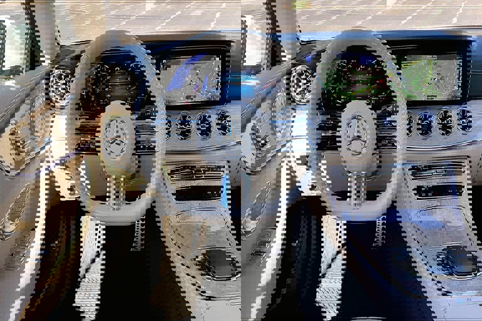 Used 2023 Mercedes-Benz E 450 Coupe image 6