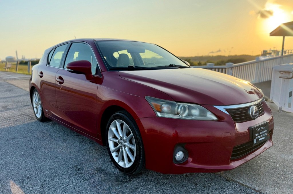 Used 2012 Lexus CT 200h Premium image 3