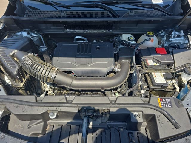 Used 2023 GMC Acadia SLE w/ Driver Convenience Package FWD image 26