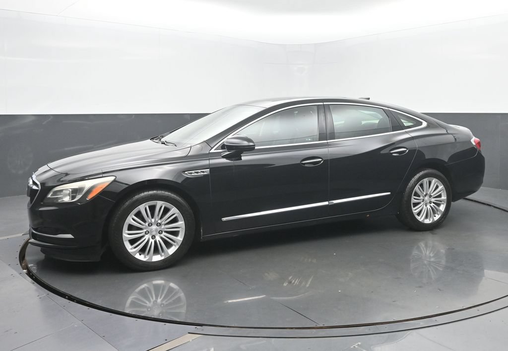 Used 2018 Buick LaCrosse Essence w/ Sun and Shade Package FWD image 2