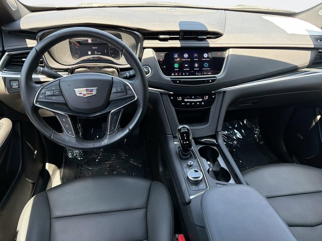 Certified 2023 Cadillac XT5 Premium Luxury FWD image 7