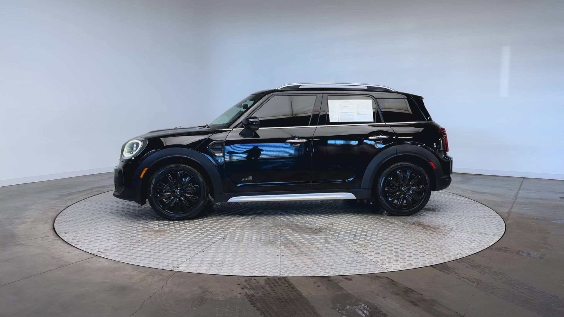 Used 2021 MINI Cooper Countryman ALL4 AWD/4WD image 5