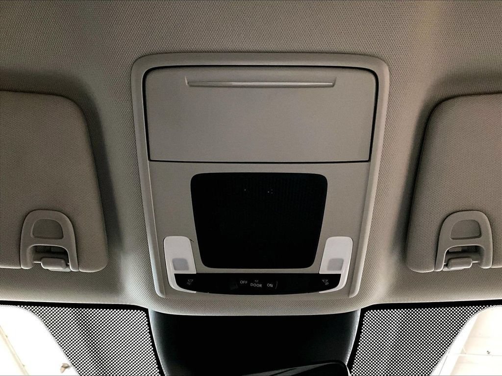Used 2025 Honda Pilot EX-L image 23