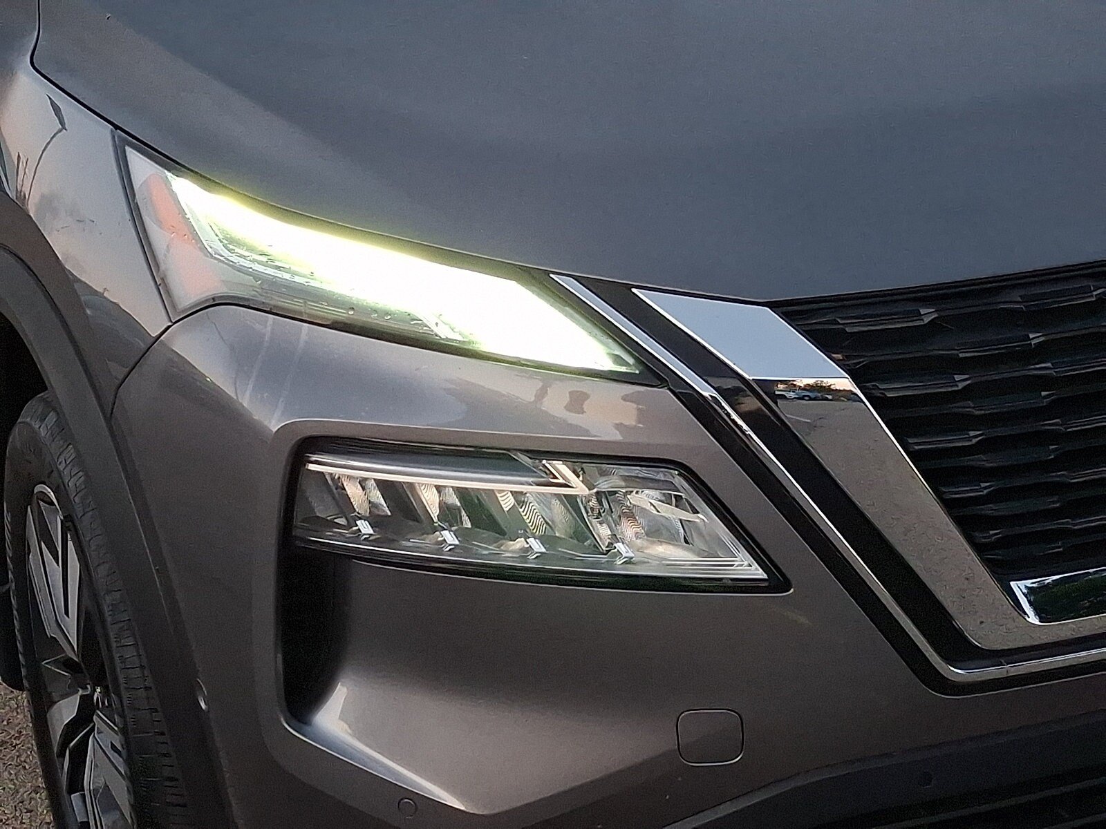 Certified 2023 Nissan Rogue Platinum w/ Platinum Premium Package AWD/4WD image 9