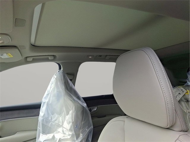 New 2026 Volvo XC90 B6 Ultra image 7