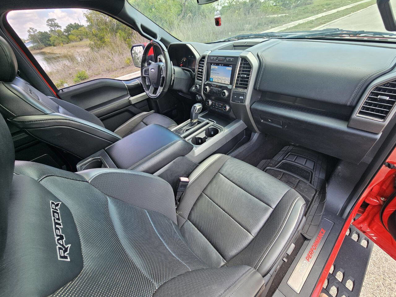 Used 2019 Ford F150 Raptor w/ Equipment Group 802A Luxury AWD/4WD image 45