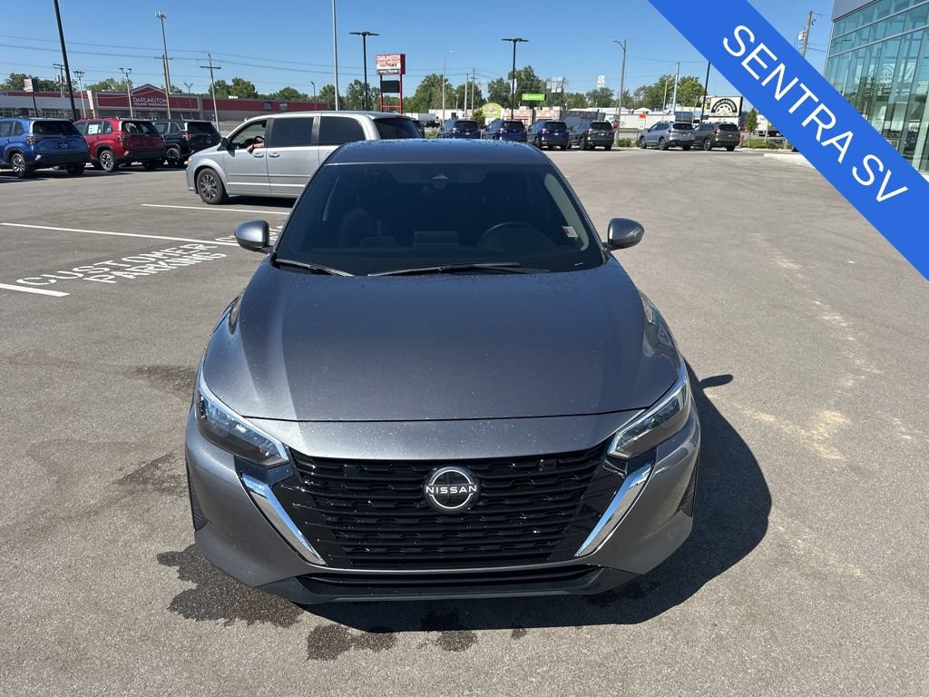 Used 2025 Nissan Sentra SV FWD image 2
