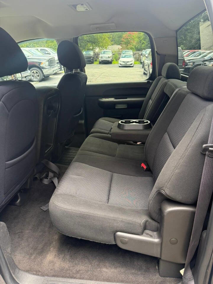 Used 2011 GMC Sierra 1500 SL image 11