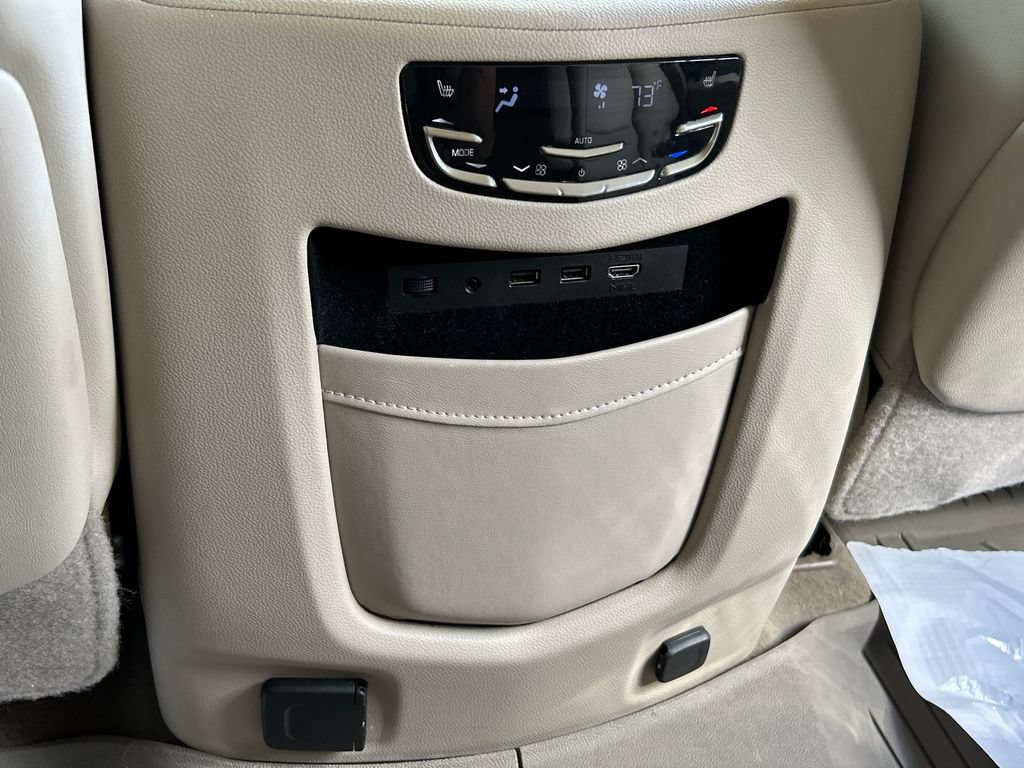 Used 2020 Cadillac Escalade Luxury AWD/4WD image 19