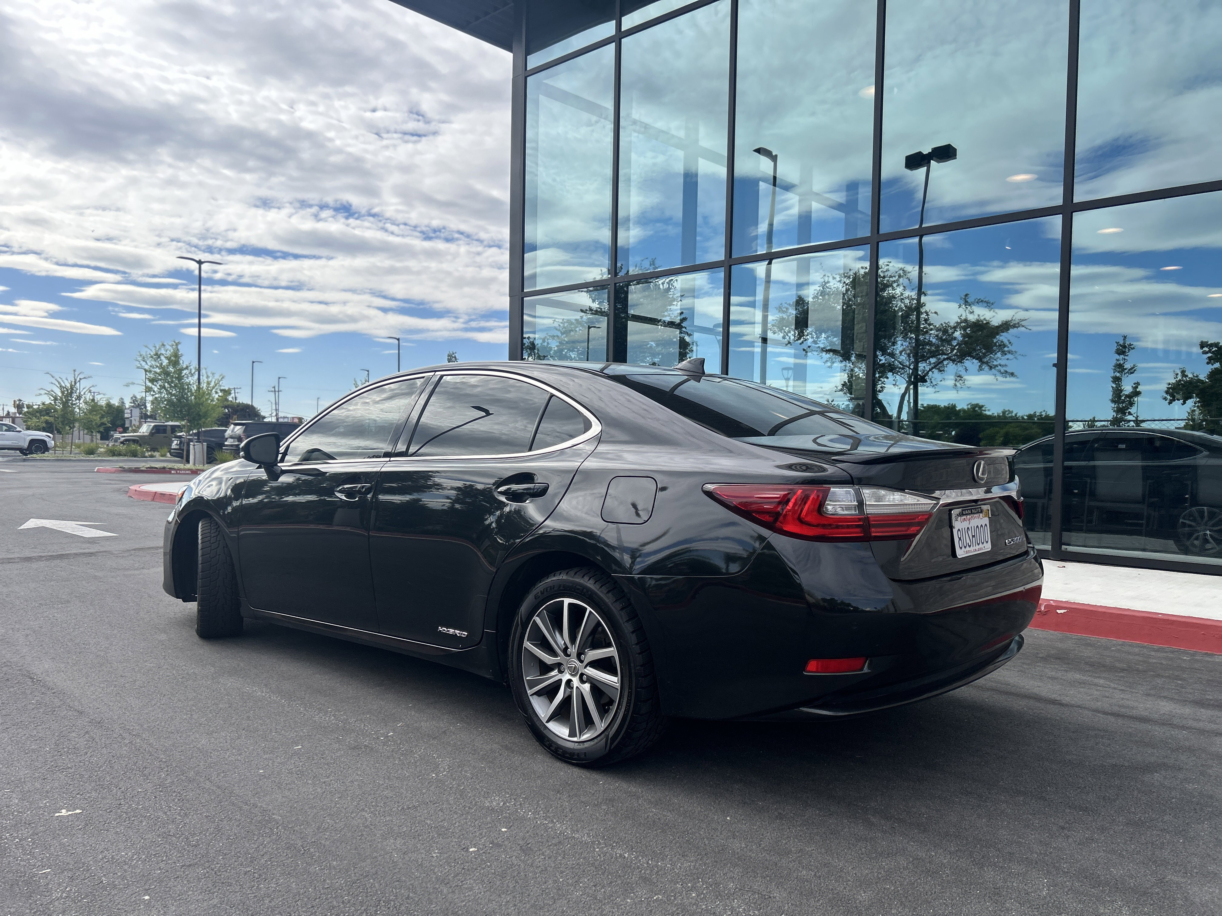 Used 2019 Lexus IS 300 F Sport w/ F Sport Package AWD/4WD image 28