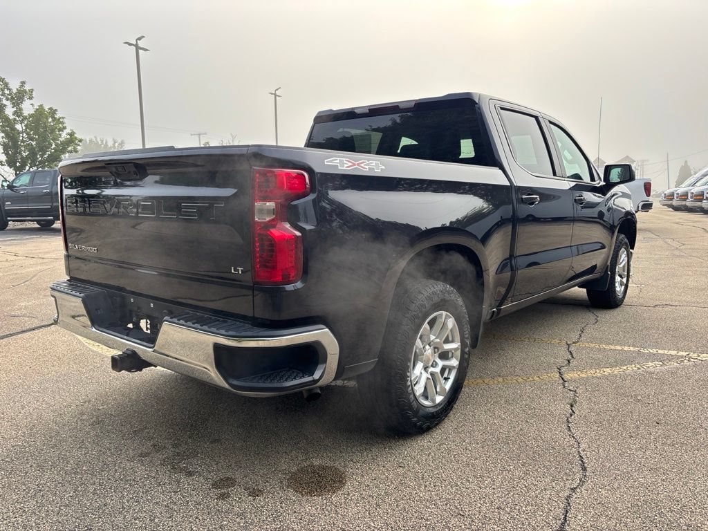 Used 2023 Chevrolet Silverado 1500 LT AWD/4WD image 7