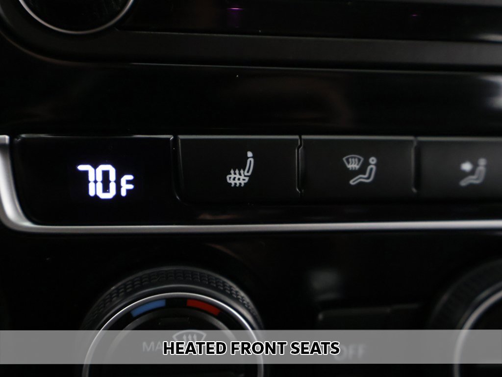 Used 2018 Volkswagen Passat 2.0T SE image 7