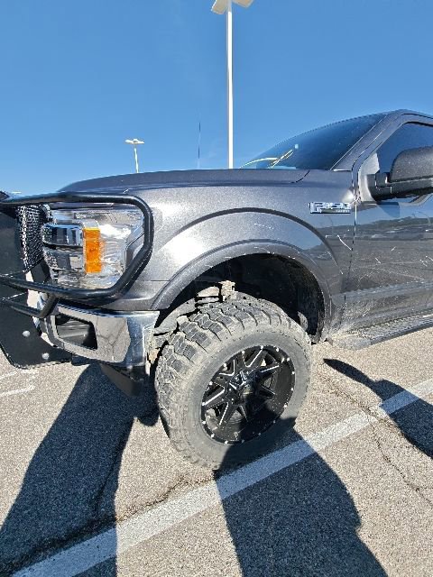 Used 2018 Ford F150 Lariat w/ Trailer Tow Package AWD/4WD image 3
