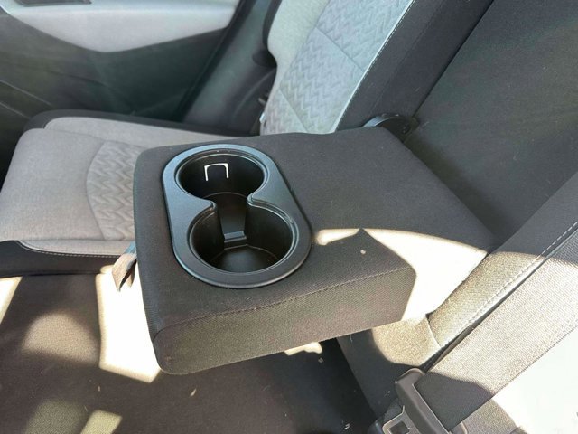 Used 2023 Chevrolet Equinox LT w/ Driver Convenience Package image 11