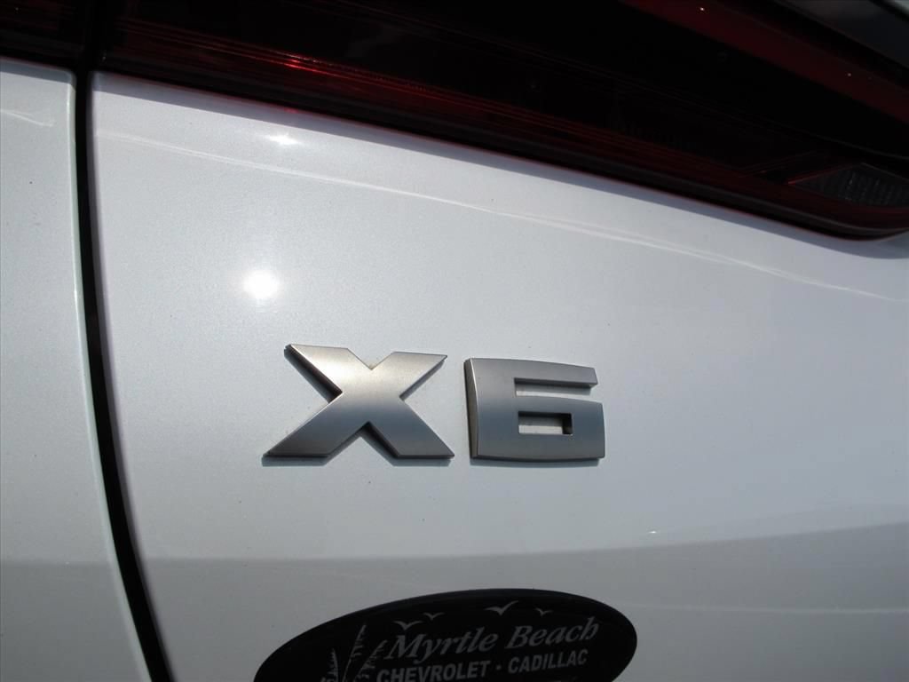 Used 2022 BMW X6 M50i w/ Executive Package AWD/4WD image 5