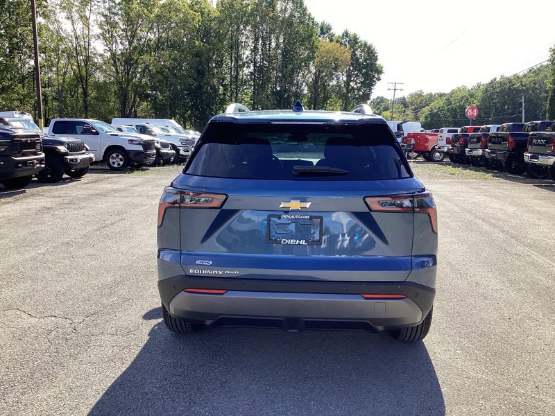New 2027 Chevrolet Equinox LT w/ Convenience Package II AWD/4WD image 6