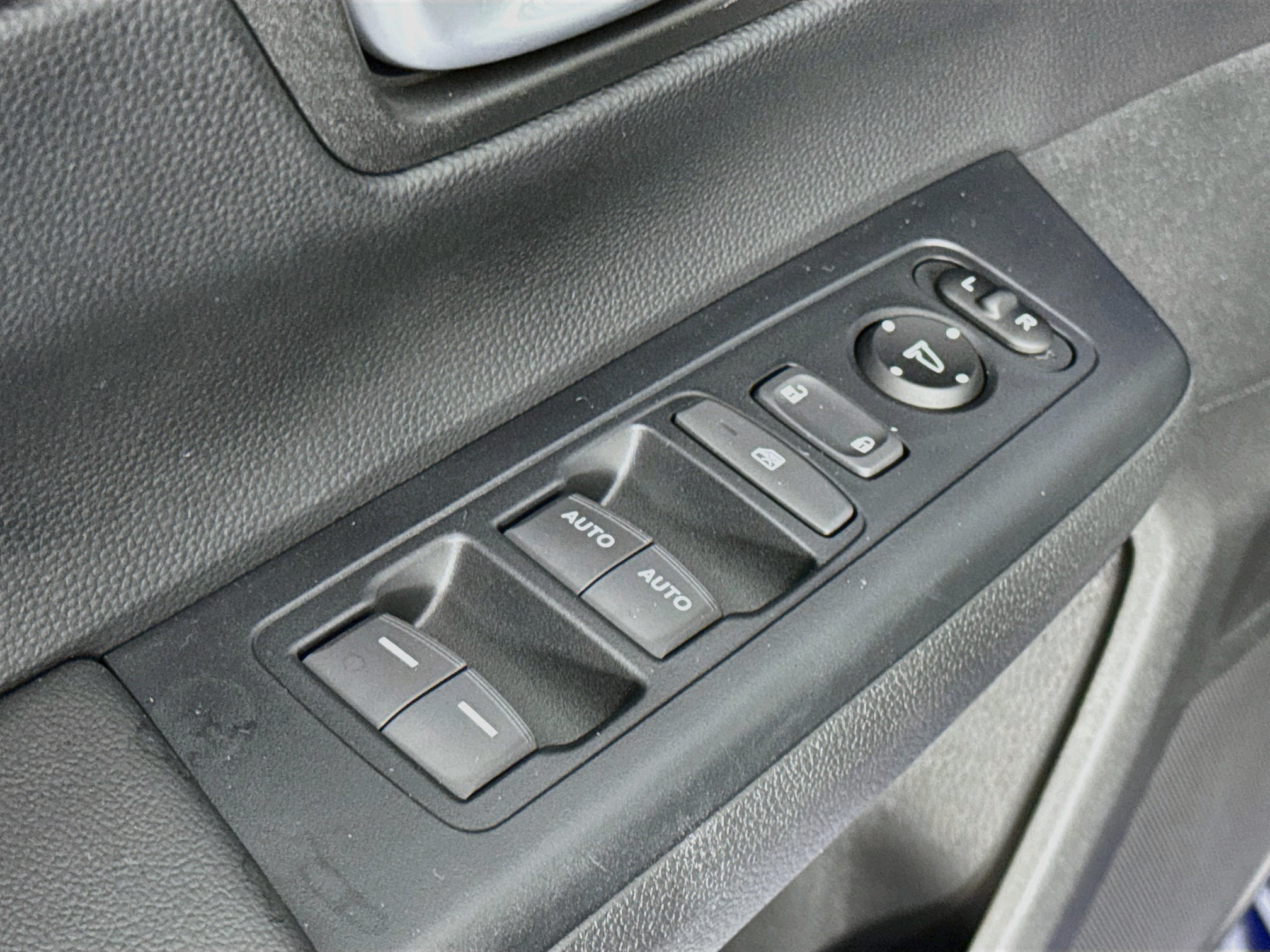 Certified 2024 Honda CR-V Sport image 17
