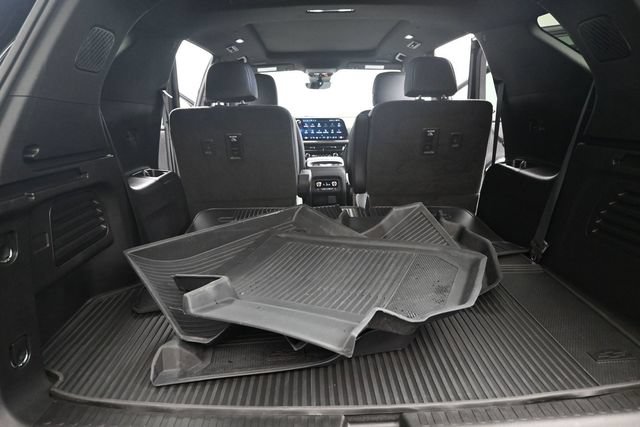 Used 2026 Chevrolet Traverse High Country w/ LPO, Floor Liner Package AWD/4WD image 20
