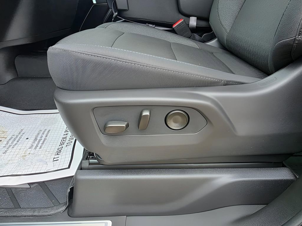 New 2026 Chevrolet Silverado 1500 LT w/ LPO, Dark Essentials Package image 20