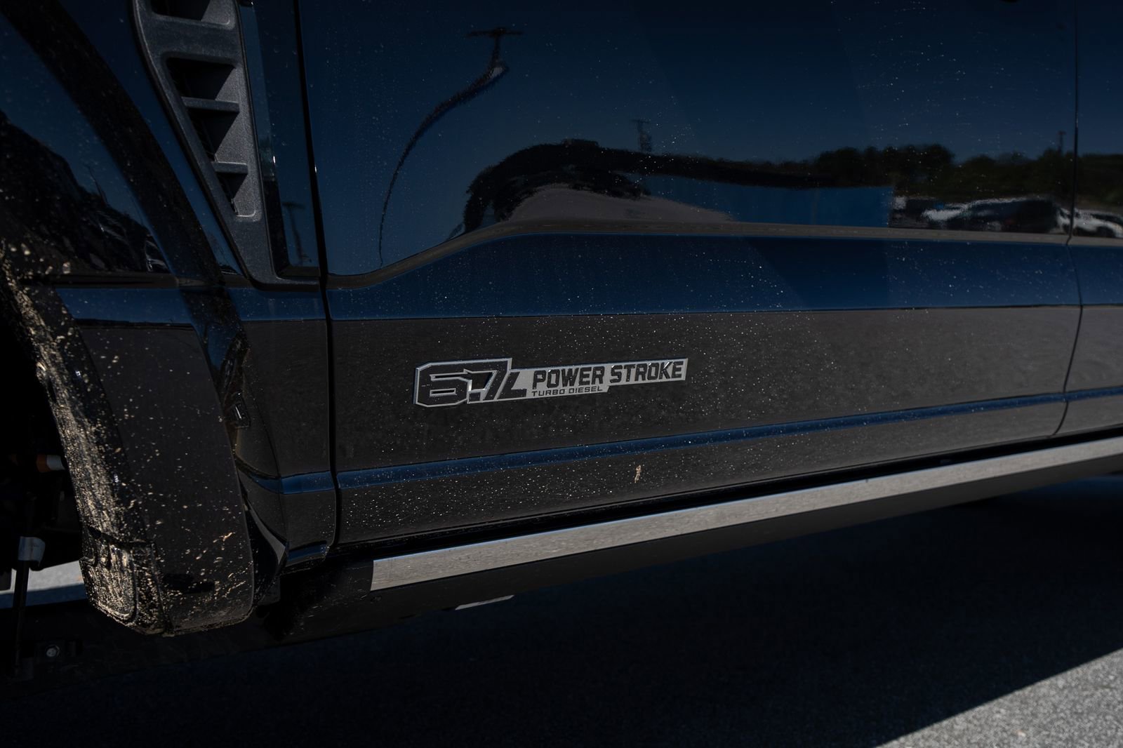 Used 2025 Ford F450 Platinum w/ FX4 Off-Road Package image 14